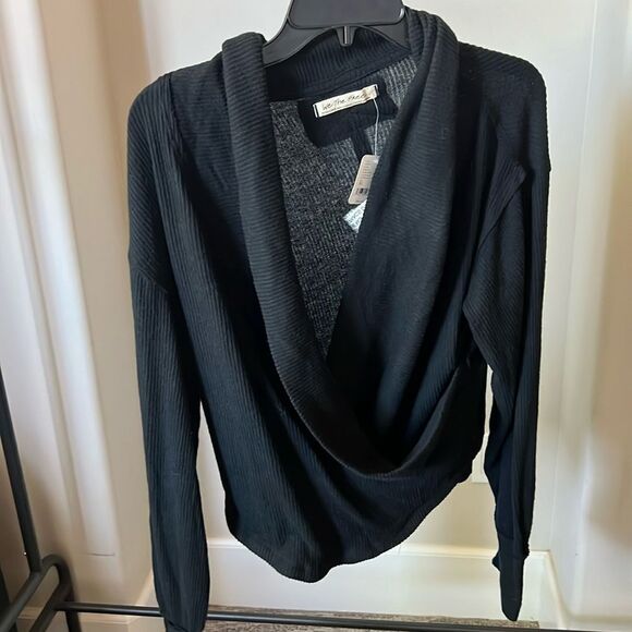 We the Free Black Hold Me Close Pullover XL - Picture 2 of 6